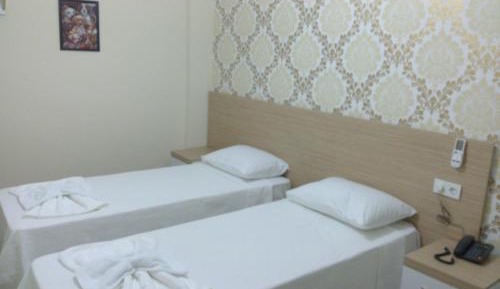 Economy Twin Room