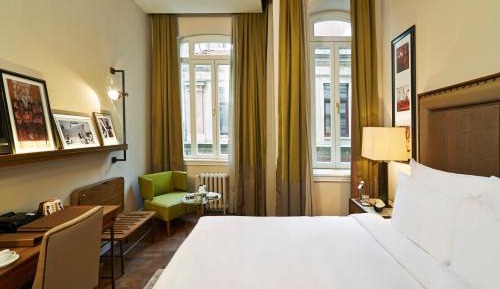 Standard King Room