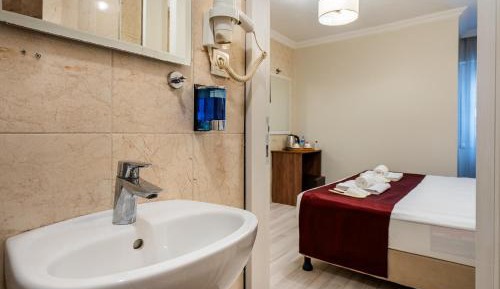 Economy Room WITHOUT WINDOW