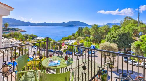 Deluxe Double Room with Sea View
