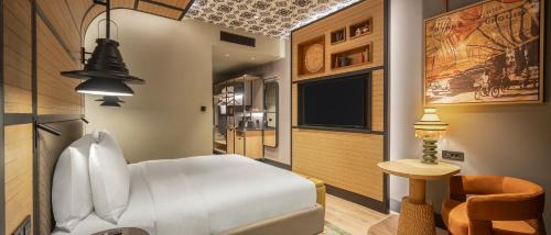 King Room with Terrace