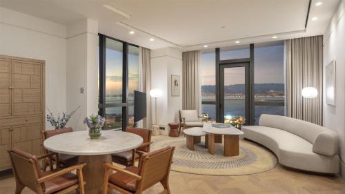 Grand Suite with Balcony