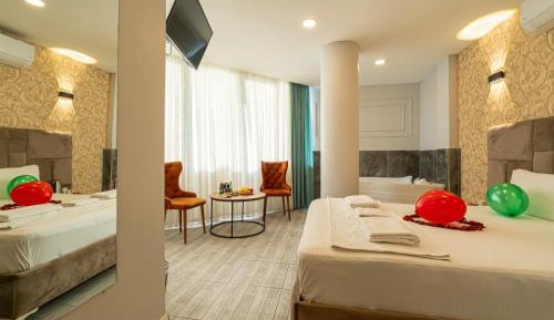 Deluxe Double Room with Bath