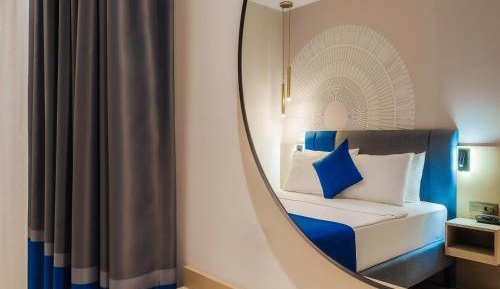 Superior Double Room with Balcony