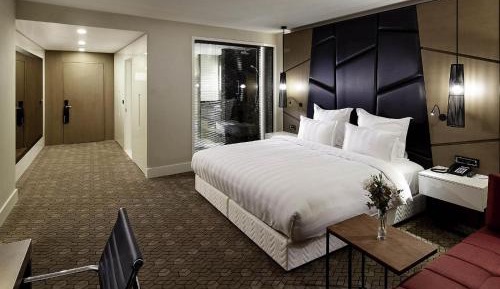 Executive Room with King Bed - Lounge Access