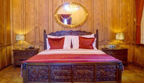 Traditional Room