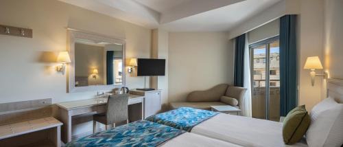 Double or Twin Room with Balcony