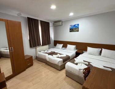 One-Bedroom Deluxe Apartment