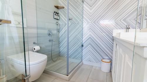Standard Triple Room with Sea View