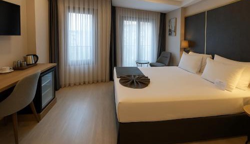 Deluxe Double Room with Turkish Hammam Sink