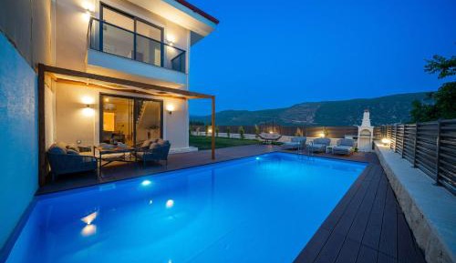 Superior Villa