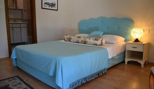 Double Room with Balcony (2 Adults + 1 Child)