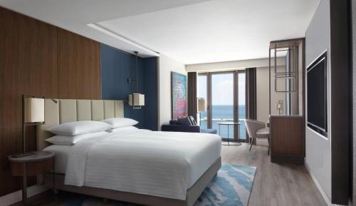 Executive King Room with  Sea View, Executive lounge access