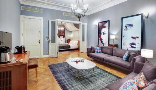 King Suite