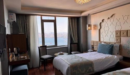 Superior Double or Twin Room with Sea View