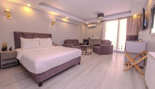 Triple Room with Balcony