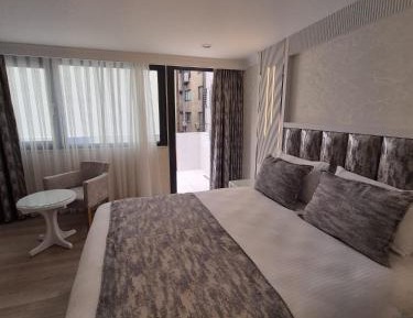 Suite with Balcony