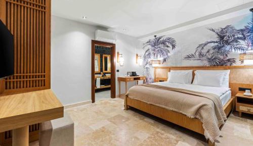 Suite with Sauna