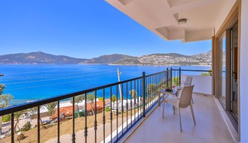 Deluxe Triple Room with Sea View