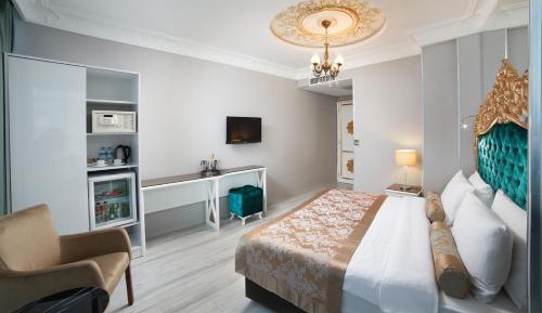 Superior Triple Room