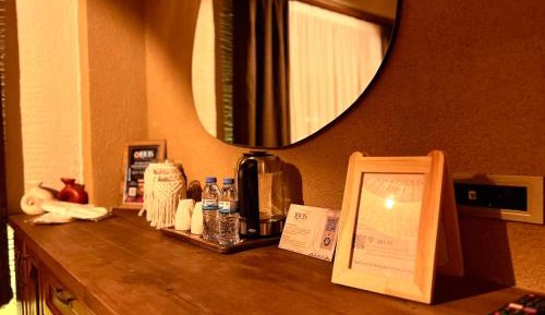 Deluxe Queen Suite
