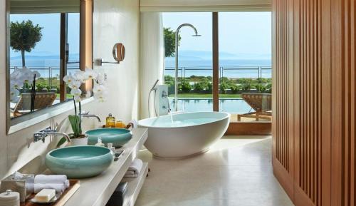 Sea View Suite