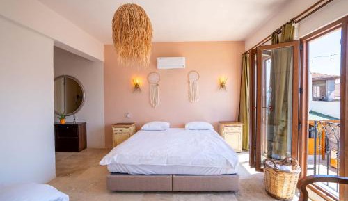 Deluxe Triple Room with Sea View