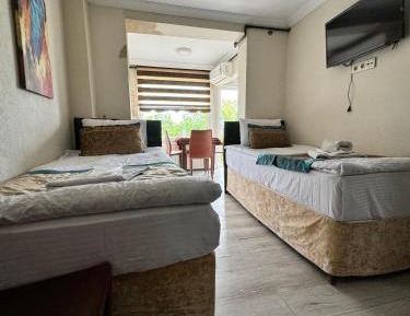 Deluxe Double Room with Extra Bed