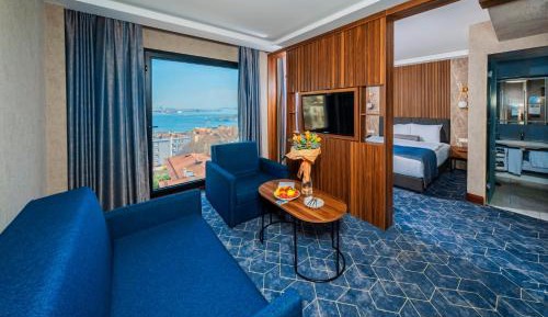 Superior Suite with Sea View