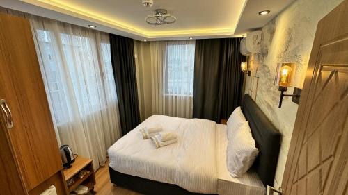 Deluxe Double Room with Sea View