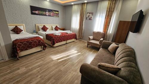 Triple Room with Garden View