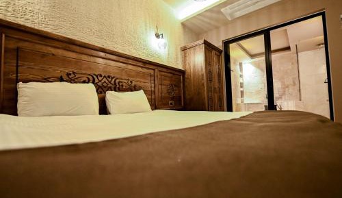 King Suite with Balcony