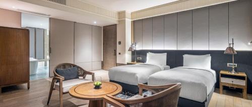 Suite with Balcony
