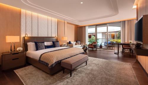 Superior King Room