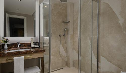 Corner Double Room