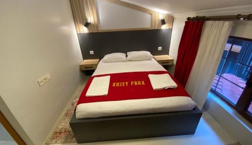 Double or Twin Room with Bathroom