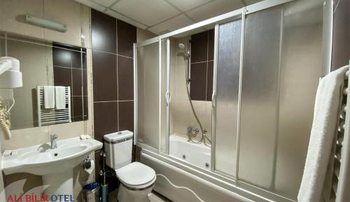 Suite (2 Adults + 2 Children)