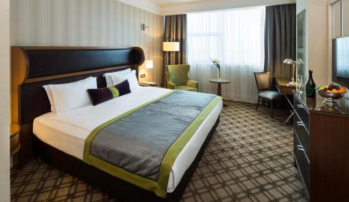 Superior Twin or Double Room with City View