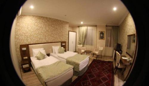 Deluxe Family Suite