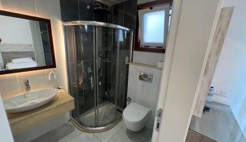 Double or Twin Room with Side Sea View