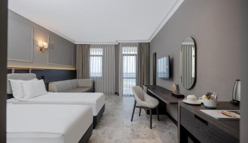 Superior Room with Sea View