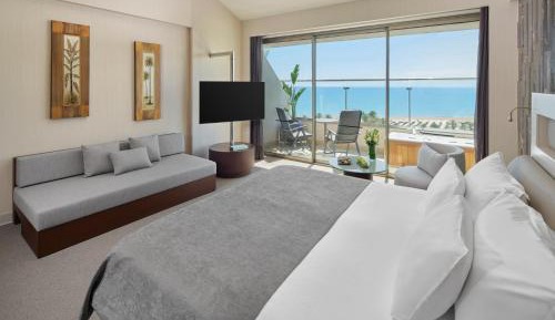 Family Suite Roof Sea 