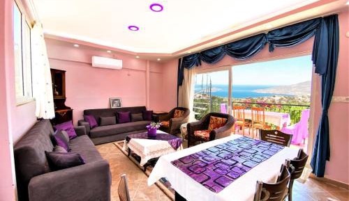 Quadruple Room with Terrace