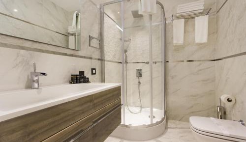 Superior Twin Room with Balcony