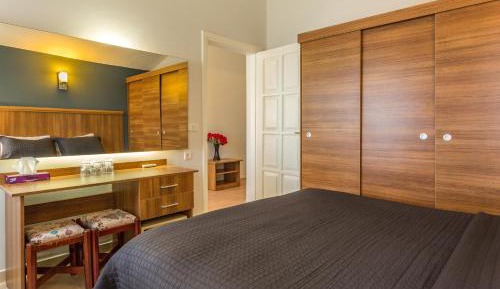Standard Double or Twin Room with Side Sea View