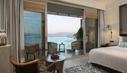 Suite with Sea View