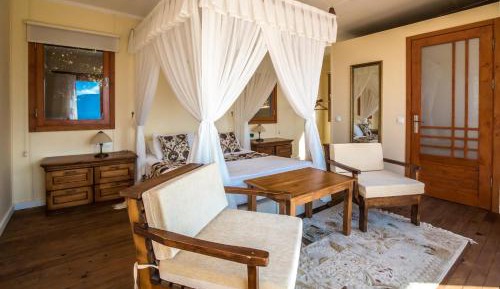 Deluxe Double Bungalow with Sea View
