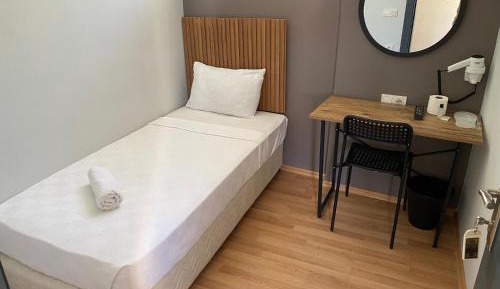 Standard Single Room with Shared Bathroom