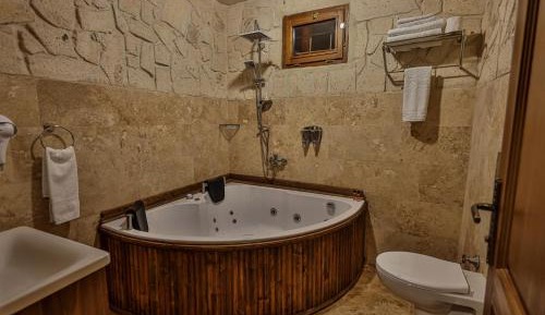 Double Room with Spa Bath