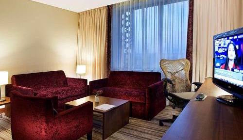 One-Bedroom King Suite